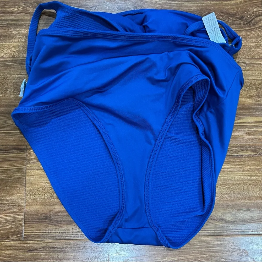 Bright Blue Ribbed Bikini Set - Picture 7 of 7